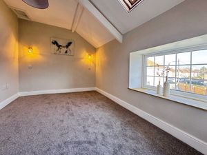 Photo 1- click for photo gallery